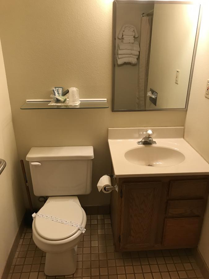 Exxon Quik Stop & Motel Wausaukee Exteriör bild